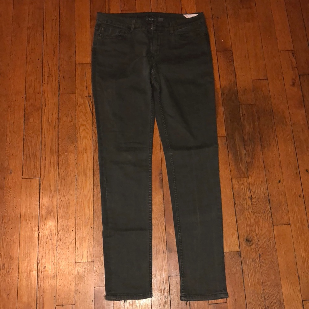 Women’s Gray Skinny Jeans